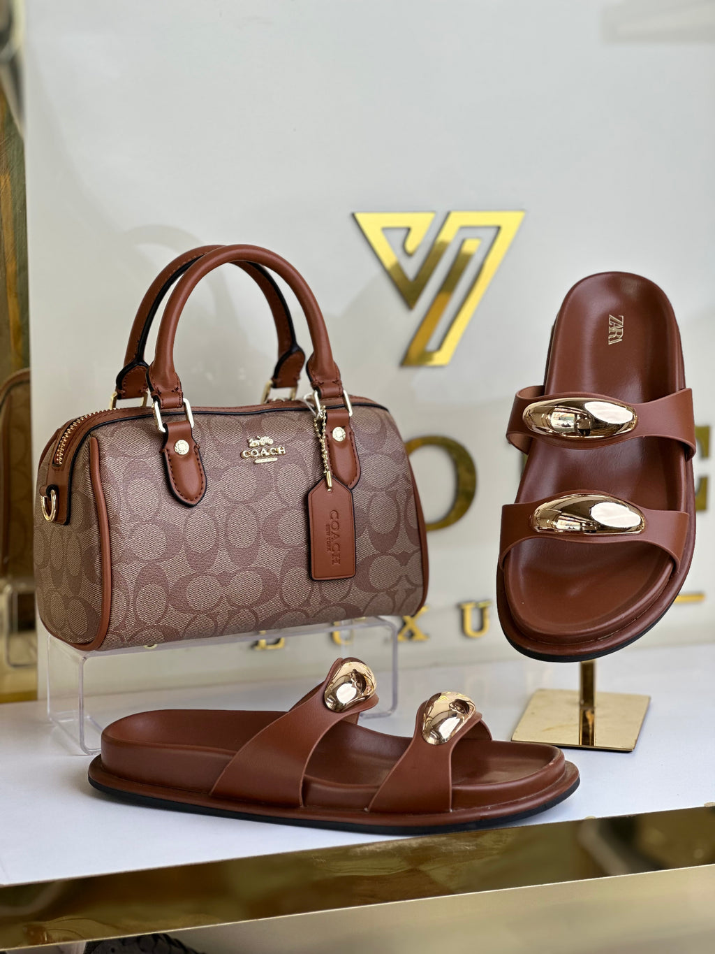Mule motif Zara