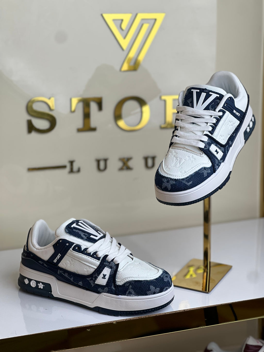 Lv basket