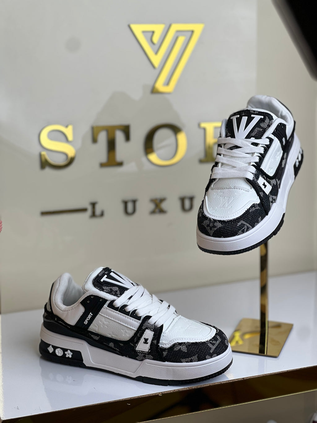 Lv basket