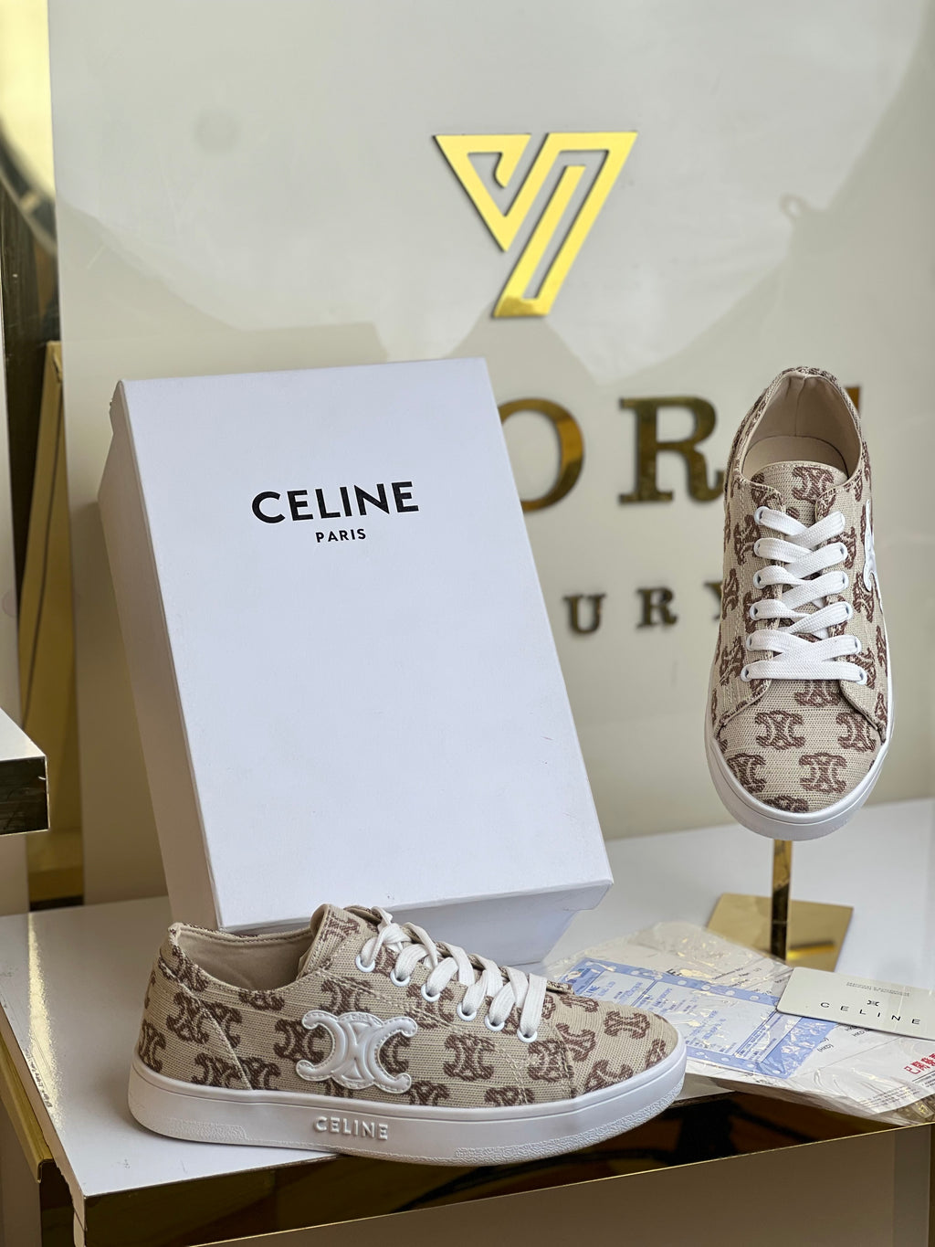 Celine super good