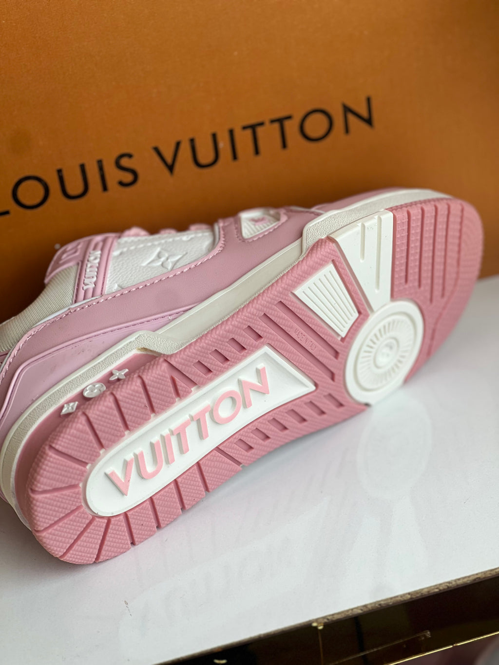 Louis Vuitton Trainer Hight quality