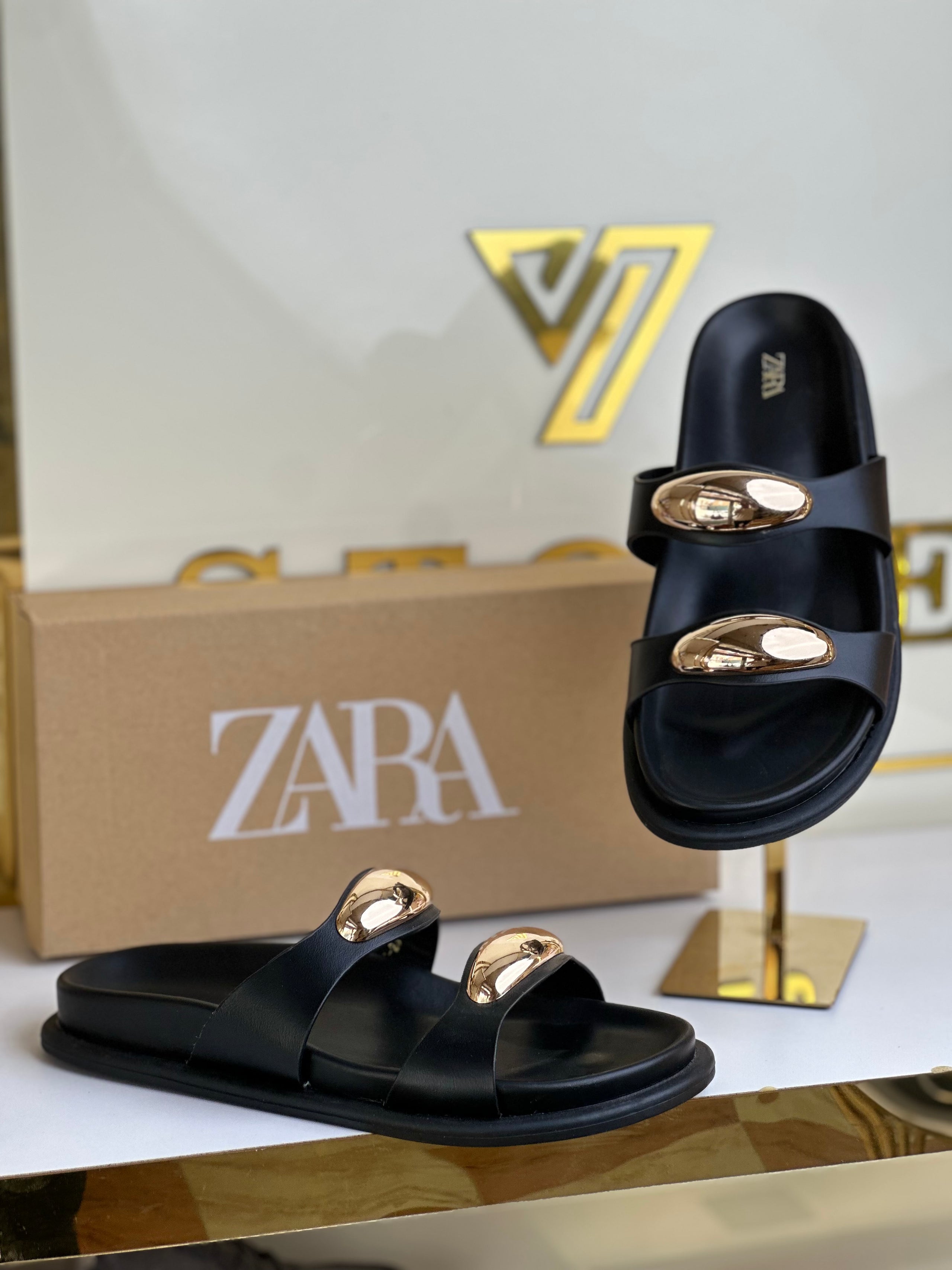 Mule motif Zara