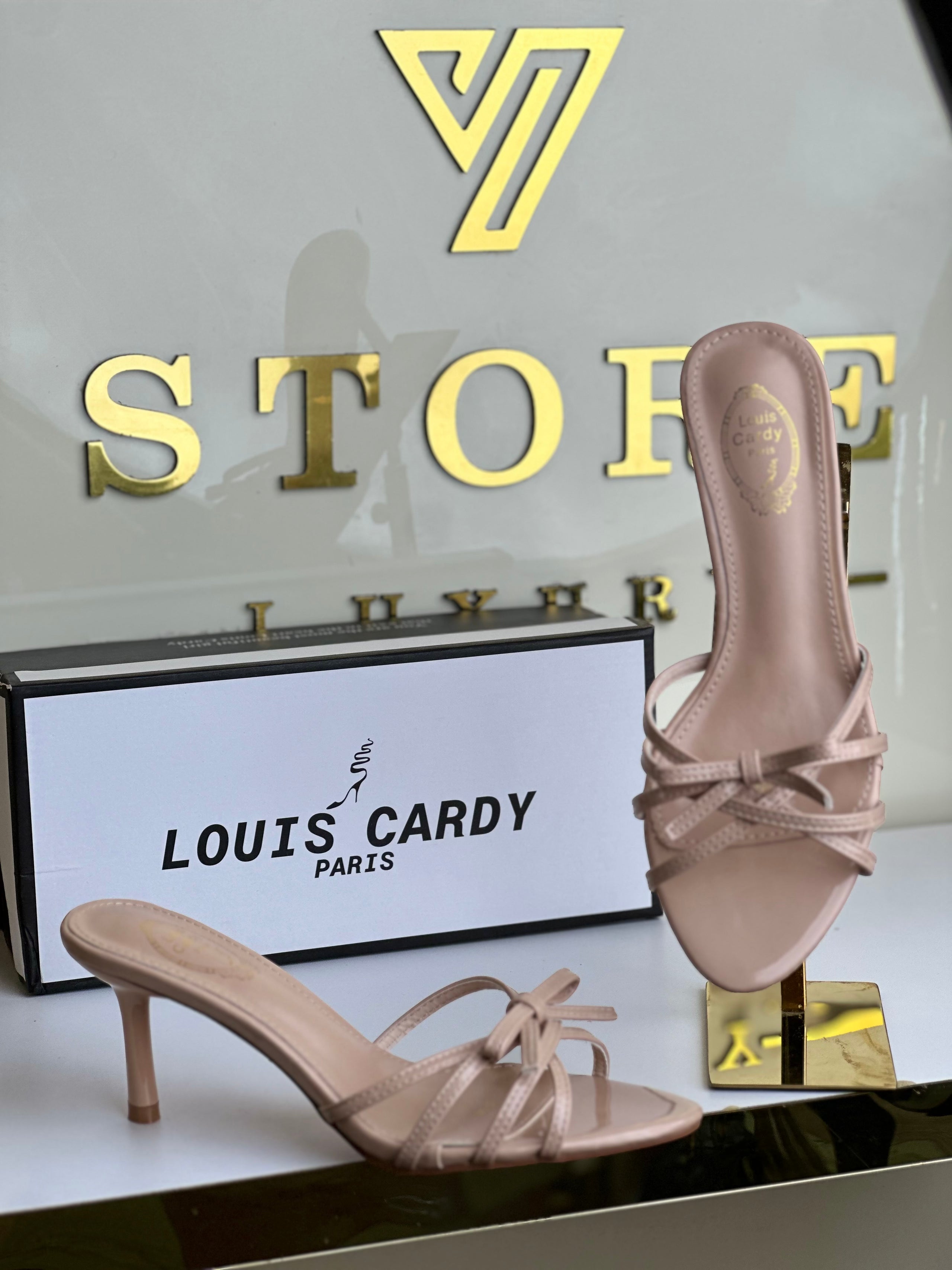 Sabot Louis cardy
