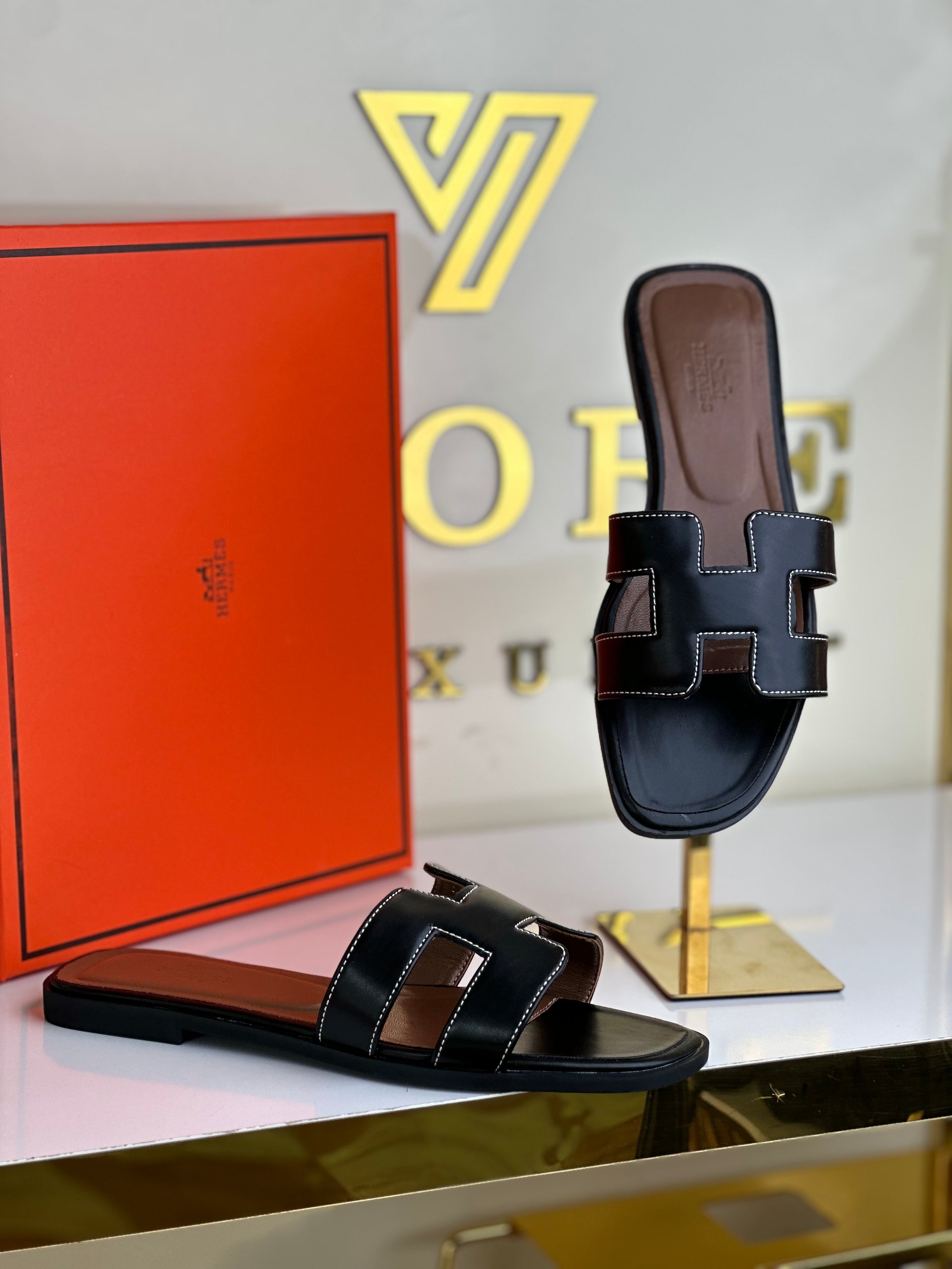 Mule hermes oran