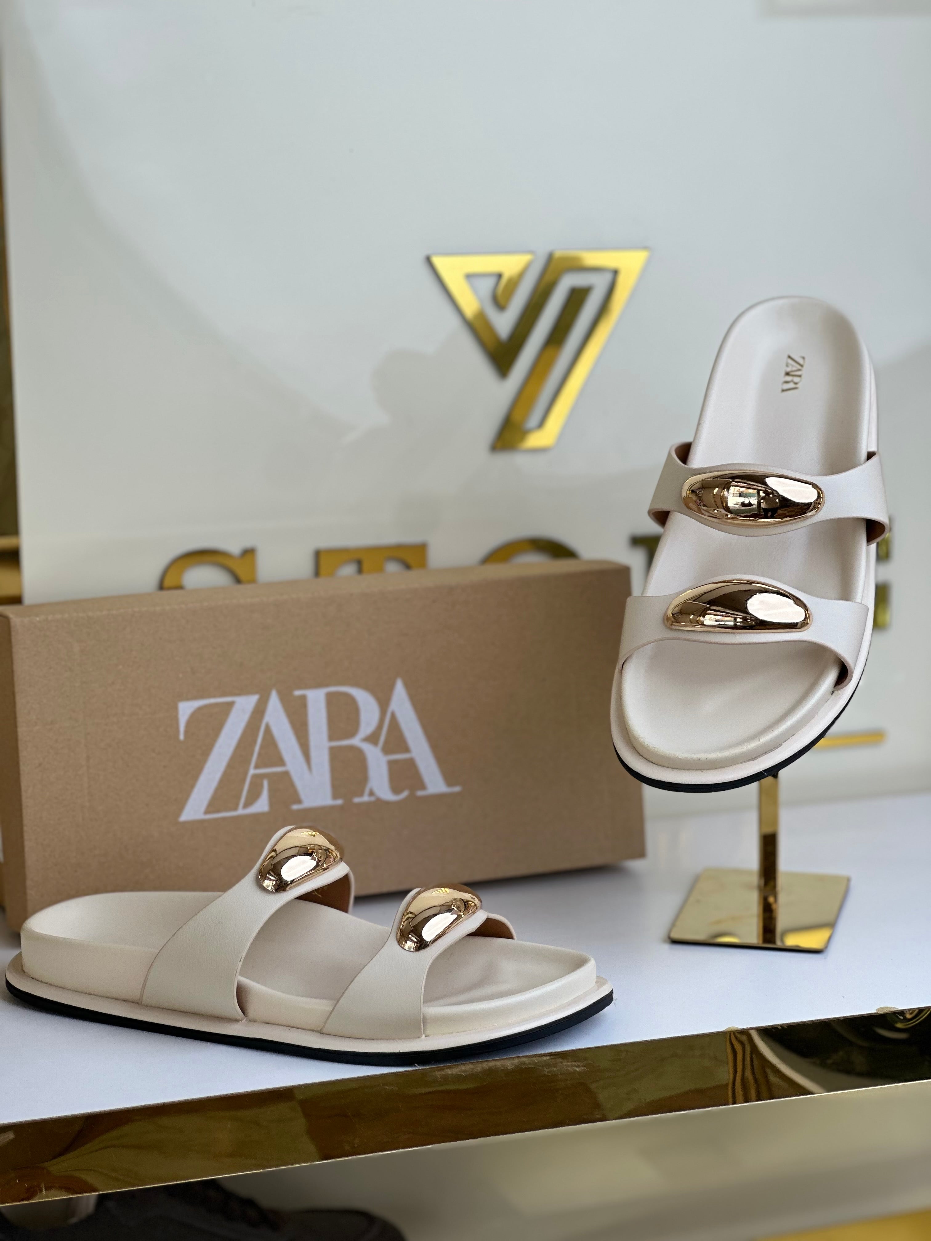 Mule motif Zara