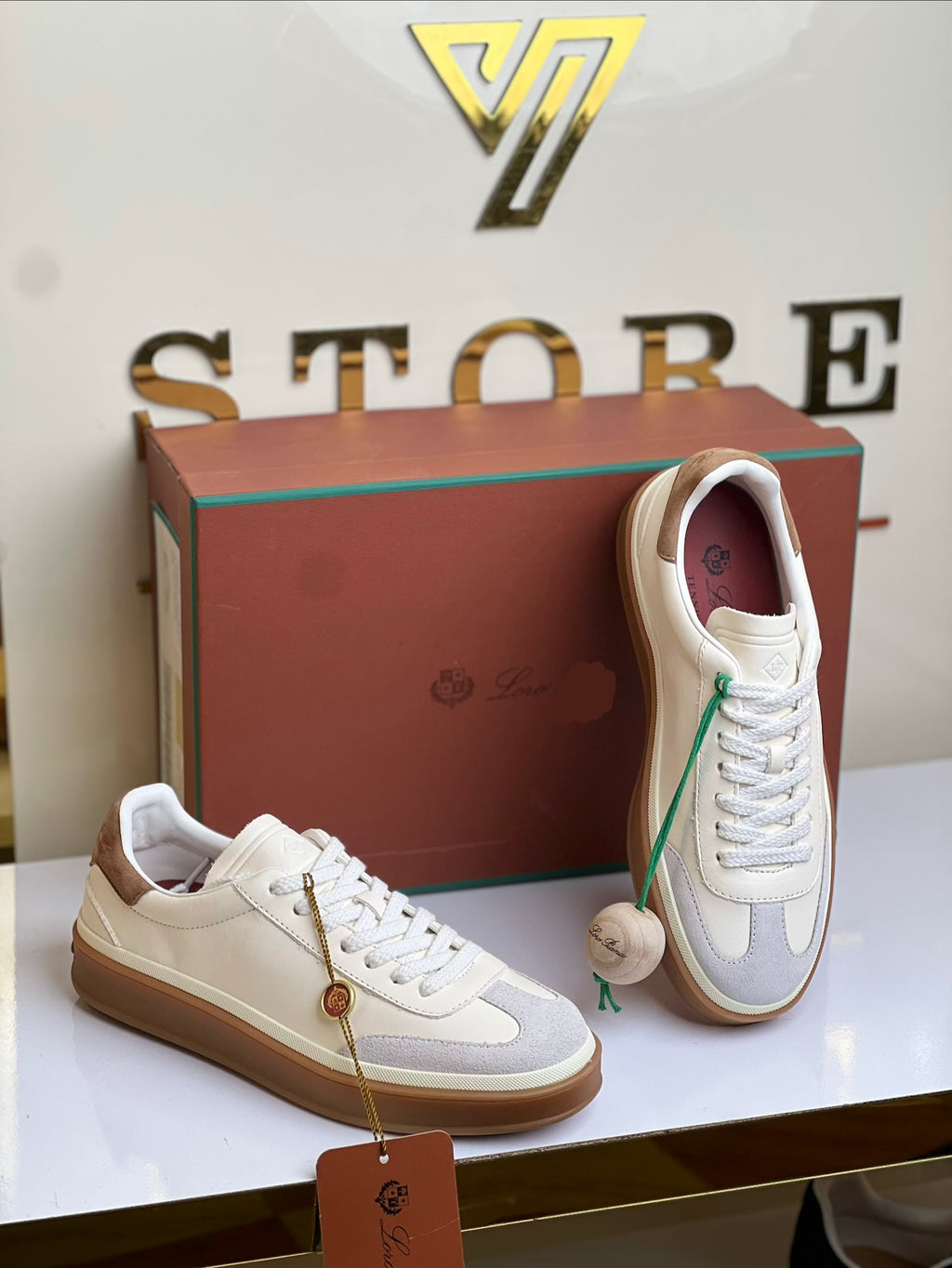 Loro Piana Tennis Walk master quality