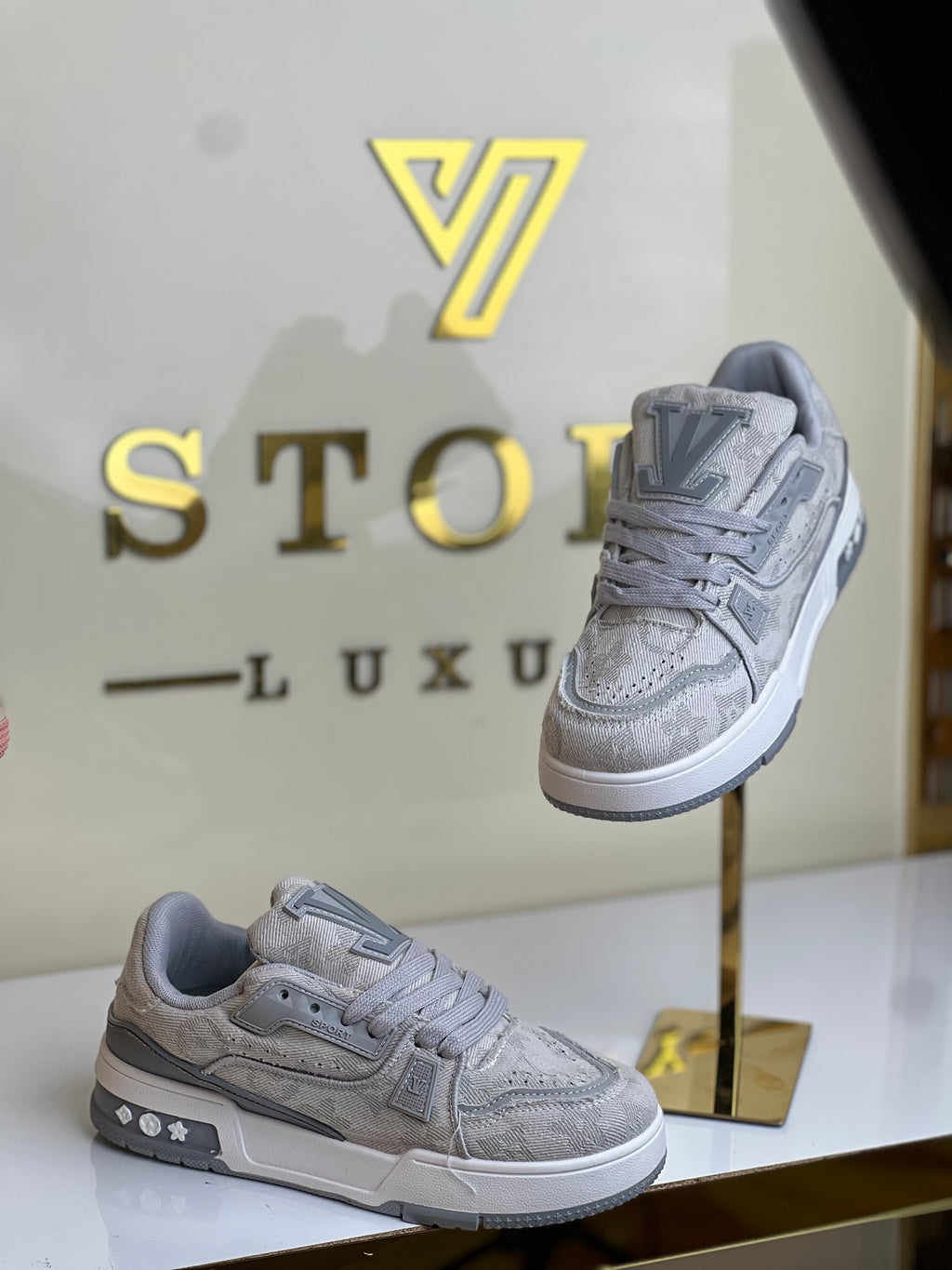 Lv basket